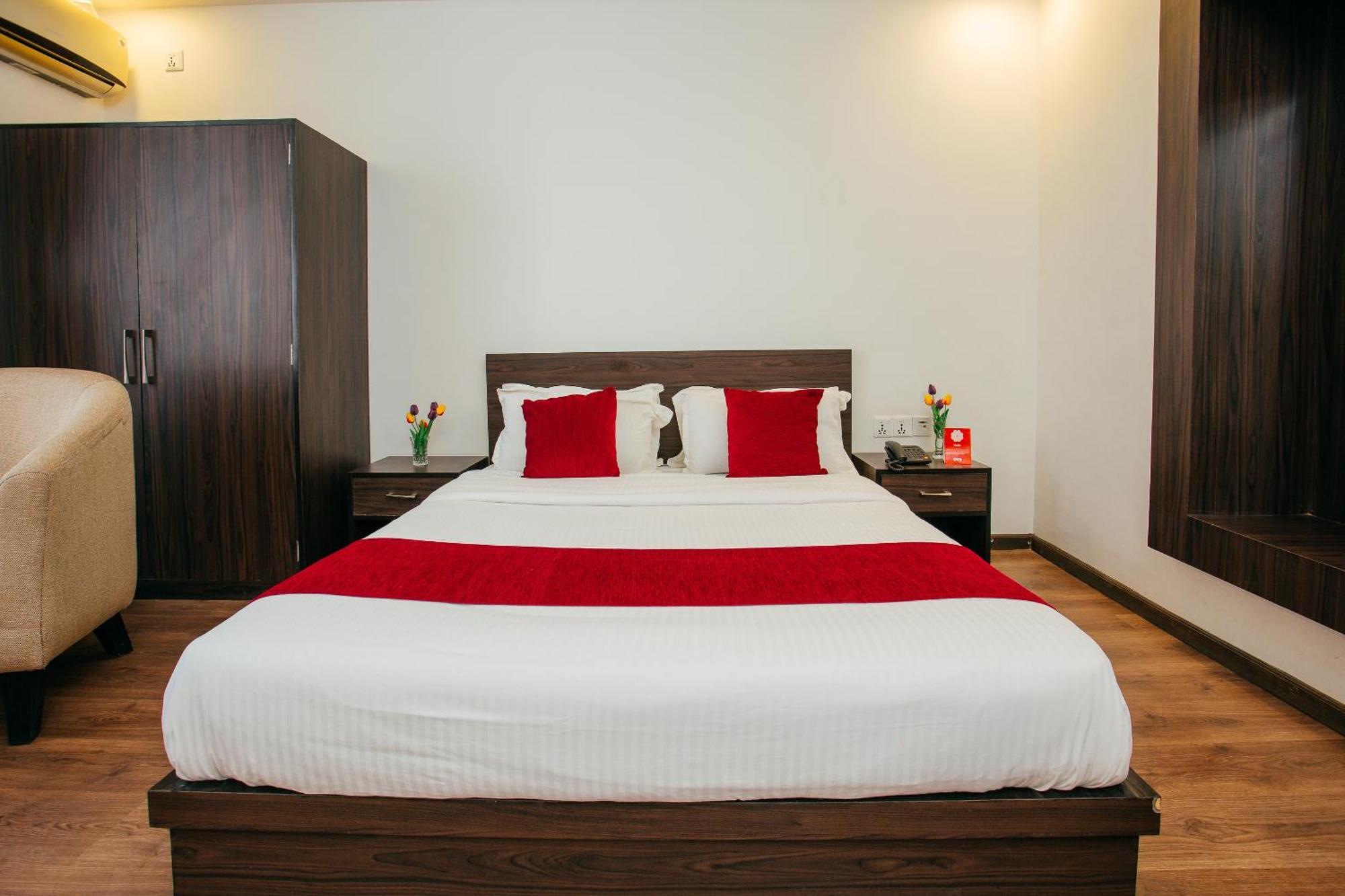 Oyo 11474 Gangaur Regency Boutique Hotel Katmandu Dış mekan fotoğraf